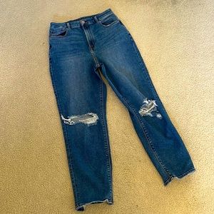 American Eagle Curvy Mom Jeans, Great Condition! Women’s Size 8